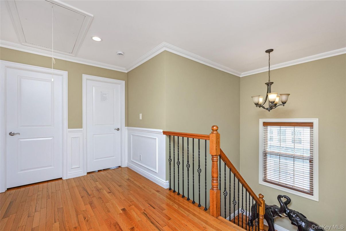 Chandelier, Empty room, Interior, Recessed Lighting, Wood Texture Flooring