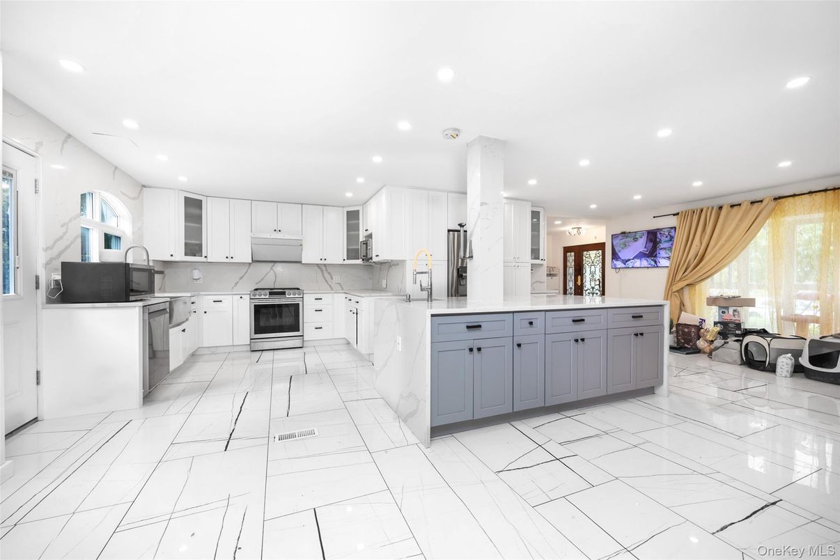 Interior, Kitchen, Marble, Marble Walls, Recessed Lighting, Stainless Steel Appliances