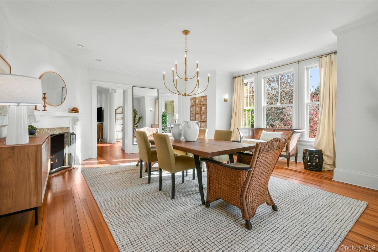 Chandelier, Dining room, Fireplace, Interior, Recessed Lighting, Wood Texture Flooring