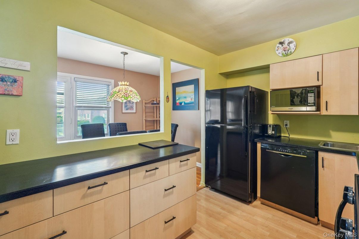 Chandelier, Interior, Kitchen, Pendant Lights, Wood Texture Flooring