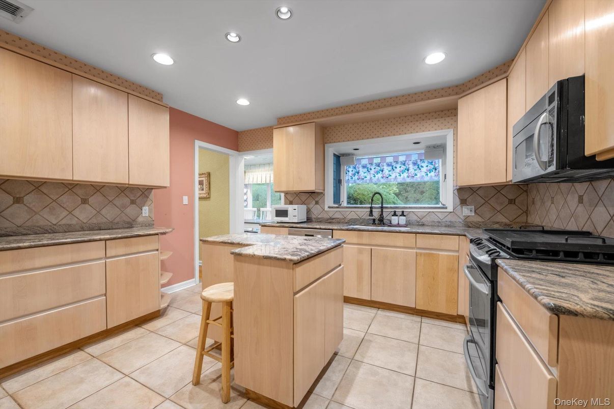 Interior, Kitchen, Recessed Lighting