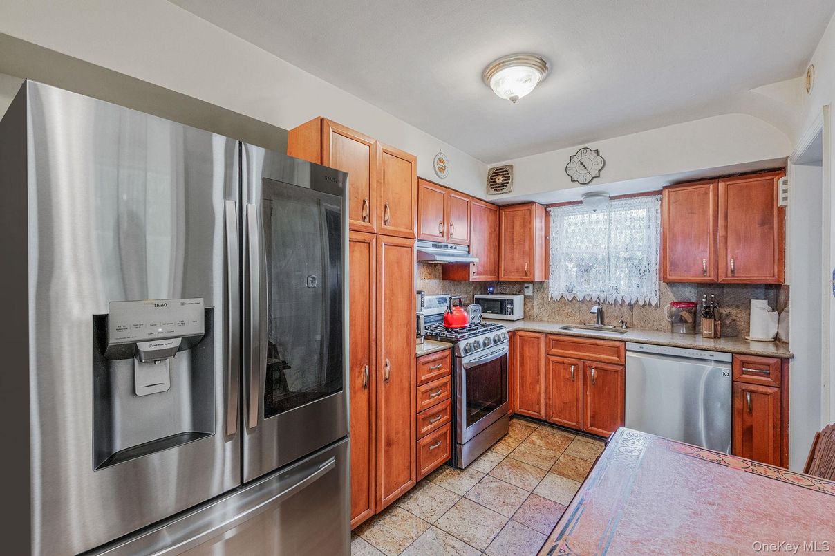 Interior, Kitchen, Stainless Steel Appliances