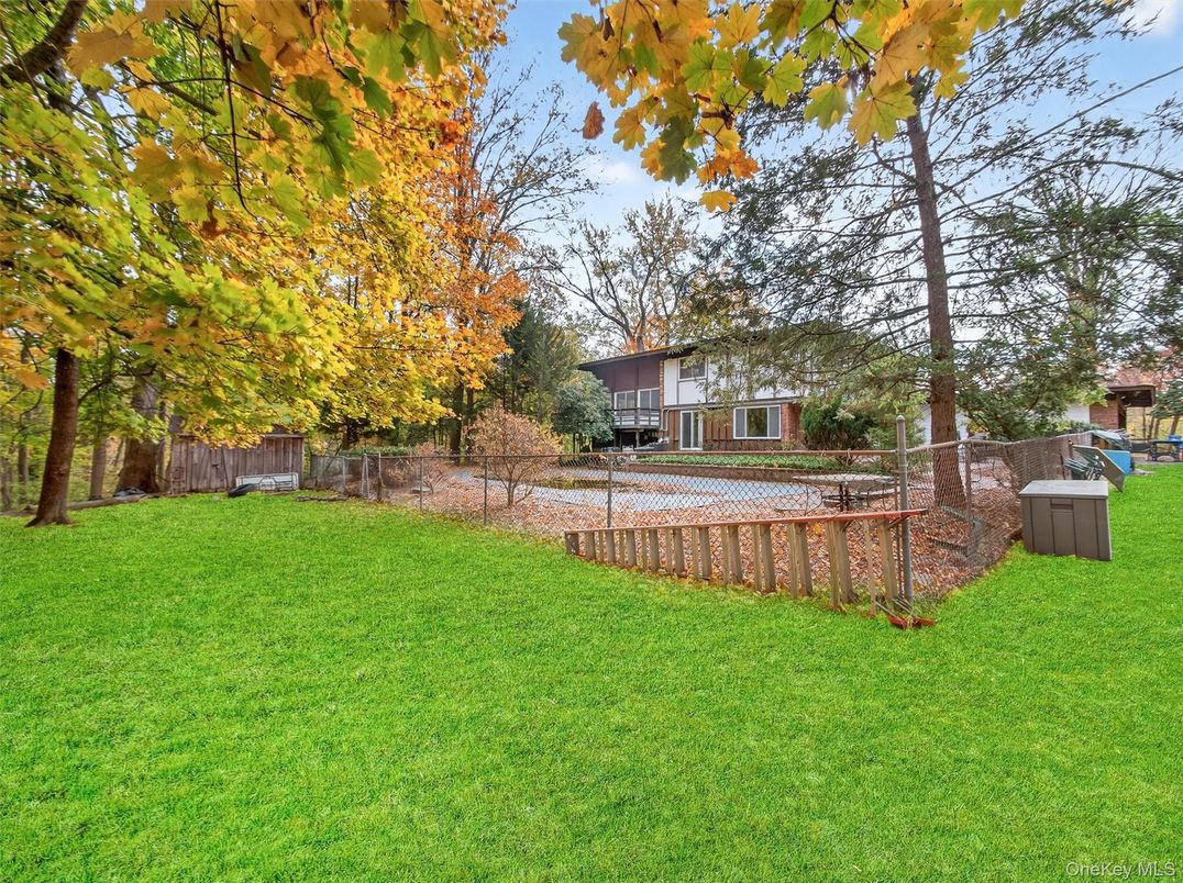 Backyard, Exterior, Hot Tub