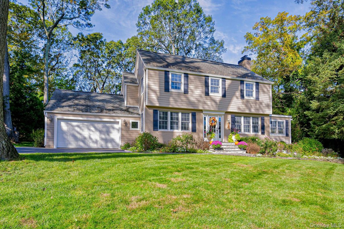 Attached, Exterior, Facade, Georgian