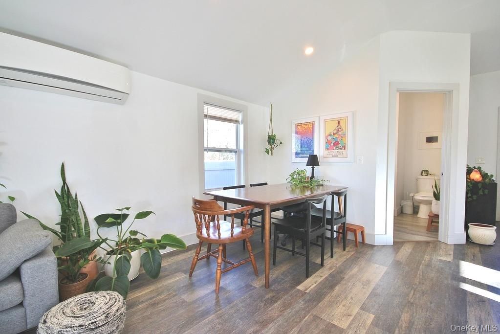Bathroom, Dining room, Interior, Recessed Lighting, Wood Texture Flooring