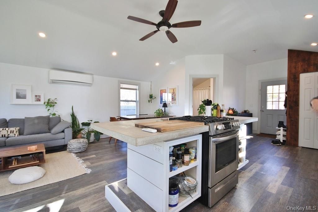 Interior, Kitchen, Living room, Recessed Lighting, Wood Texture Flooring