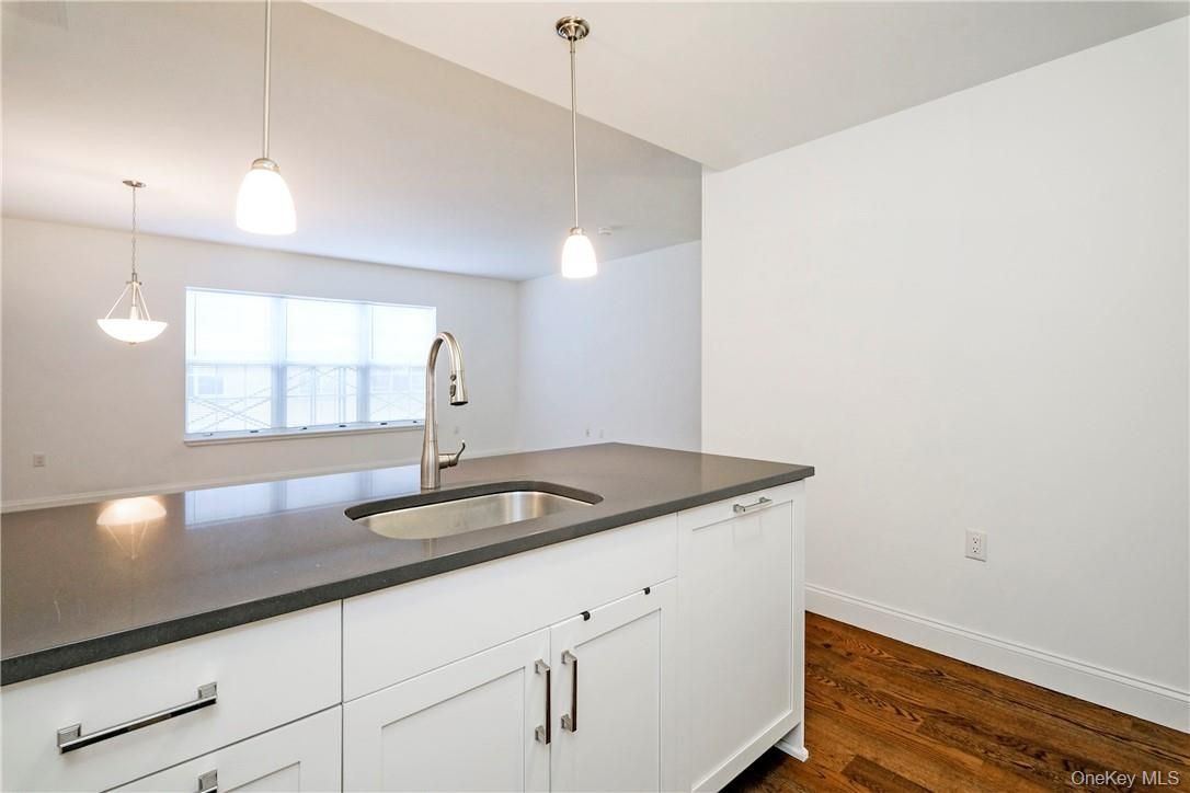 Interior, Kitchen, Pendant Lights, Wood Texture Flooring