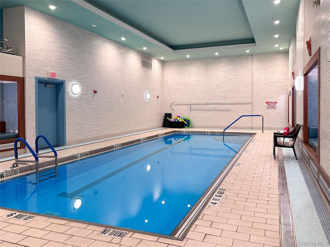 Interior, Pool, Recessed Lighting