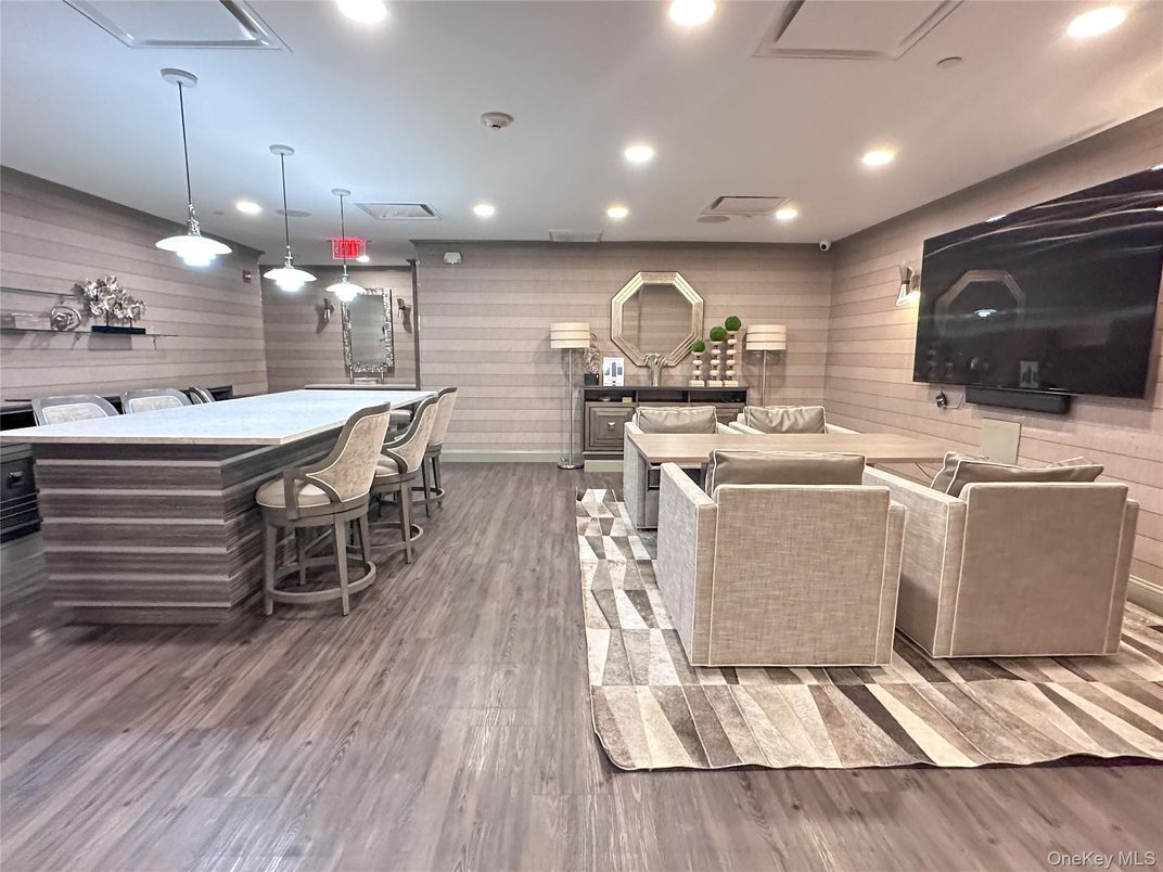 Interior, Pendant Lights, Recessed Lighting, Wood Texture Flooring, Wooden Walls