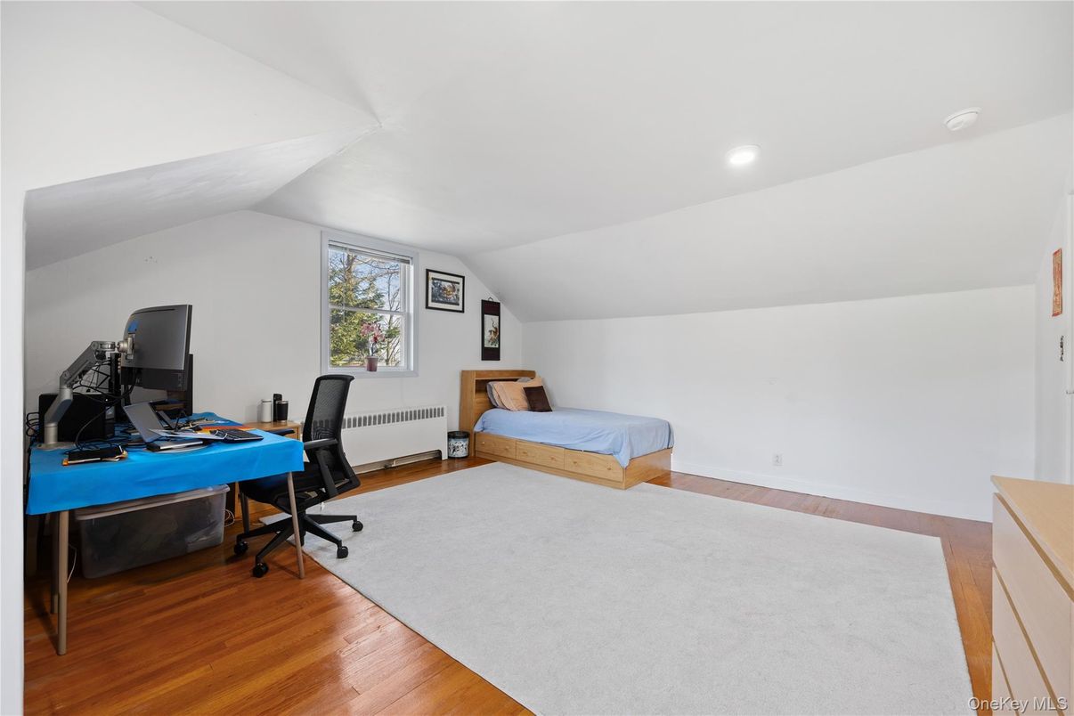 Bedroom, Home Office, Interior, Recessed Lighting, Wood Texture Flooring