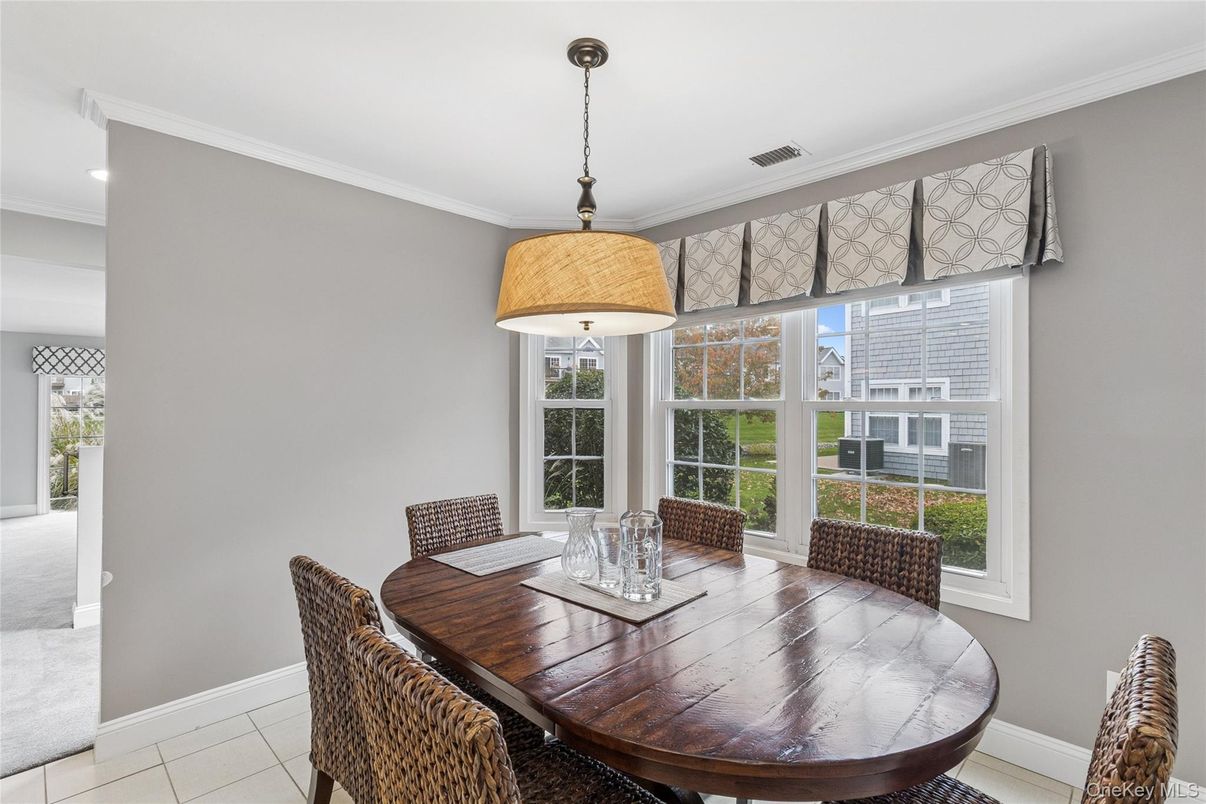 Dining room, Interior, Pendant Lights