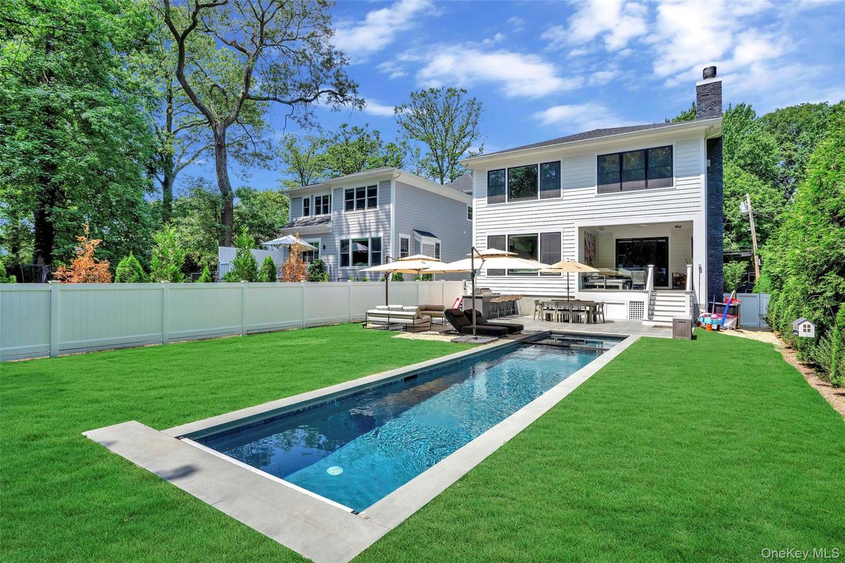 Backyard, Exterior, Pool