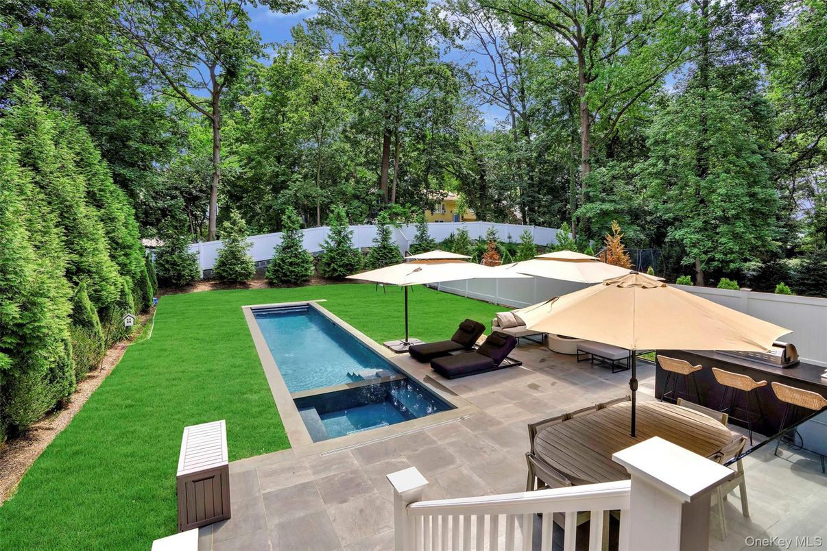 Backyard, Exterior, Pool
