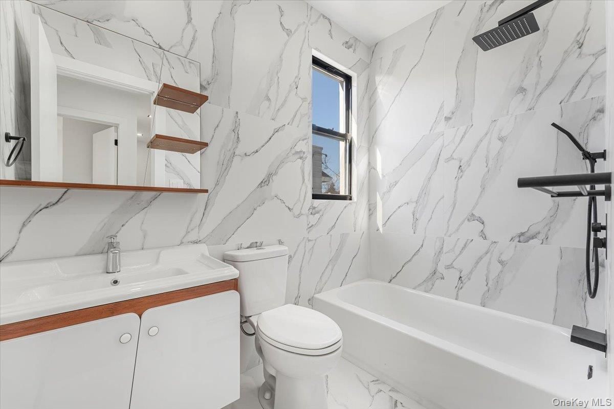 Bathroom, Interior, Marble, Marble Walls