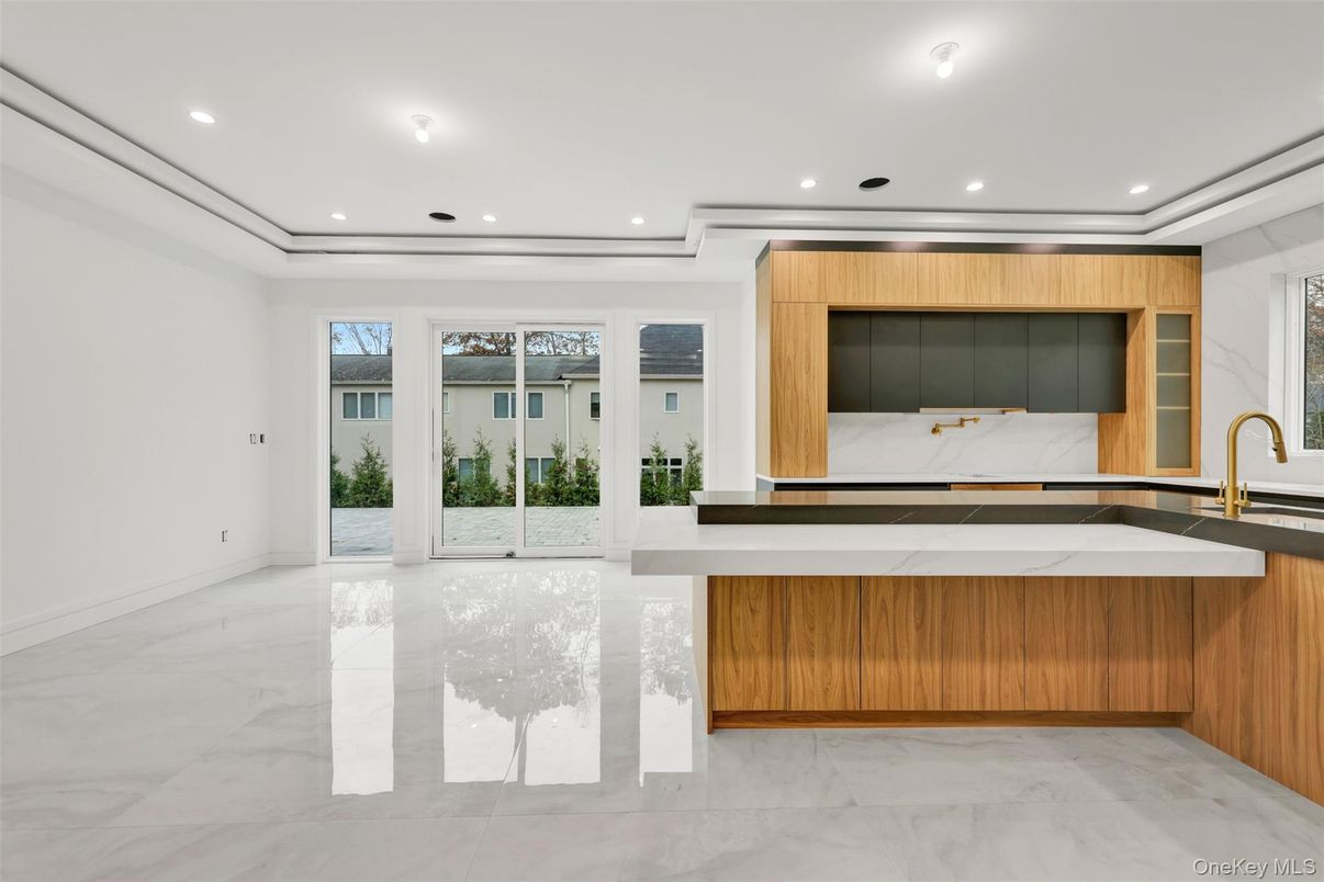 Interior, Marble, Recessed Lighting