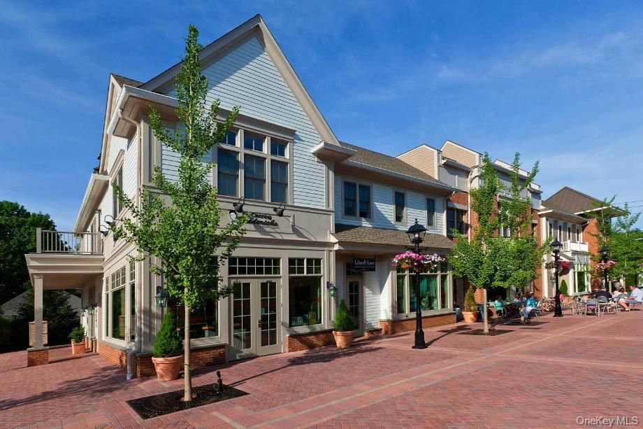 Exterior, Facade, Farmhouse
