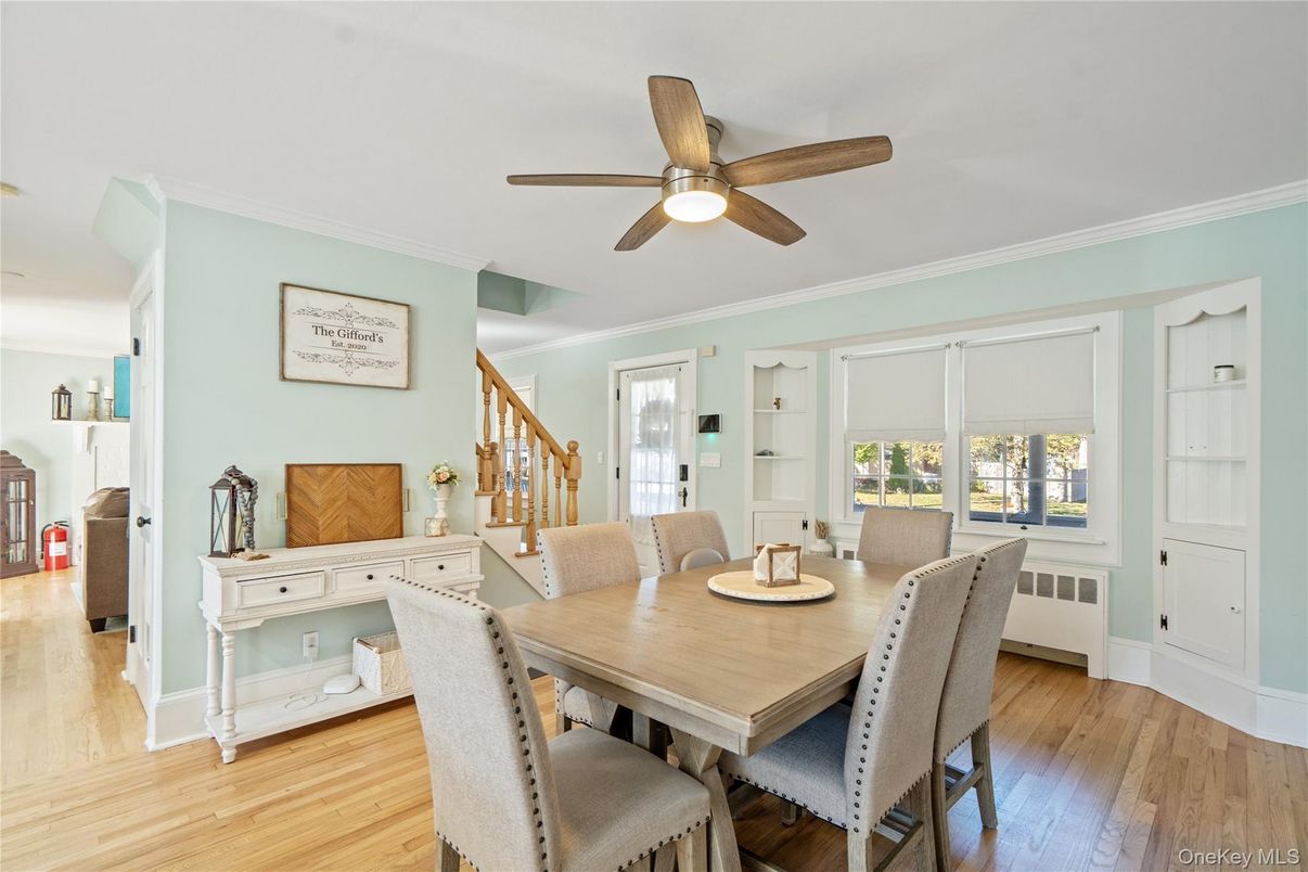 Dining room, Interior, Wood Texture Flooring