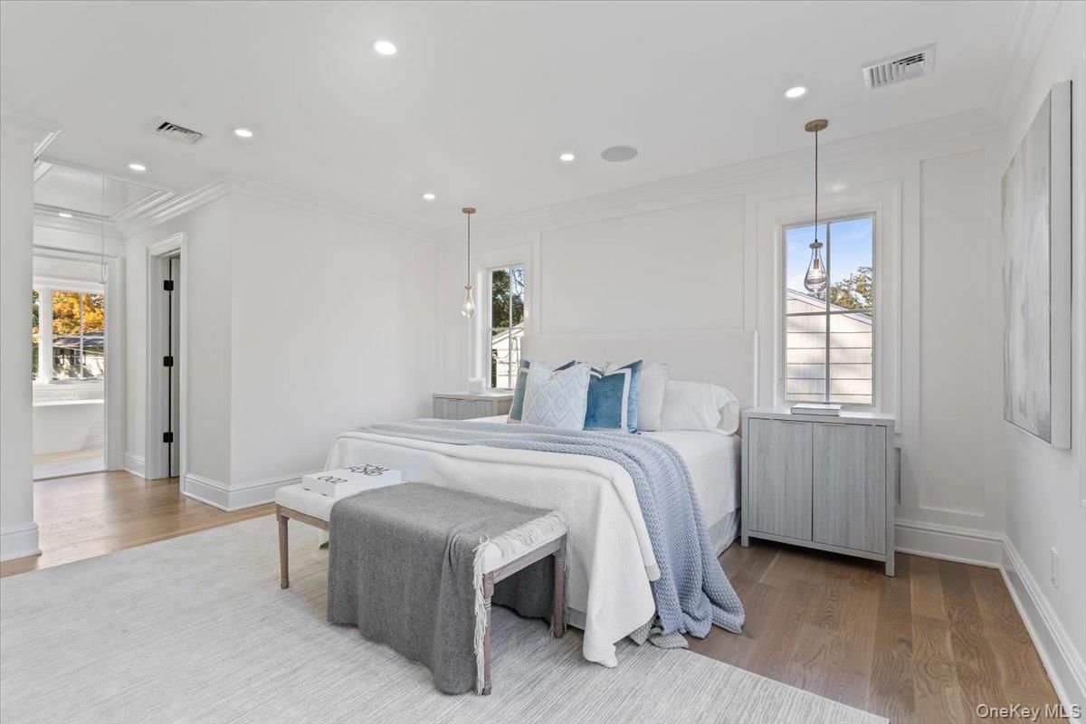 Bedroom, Interior, Pendant Lights, Recessed Lighting, Wood Texture Flooring