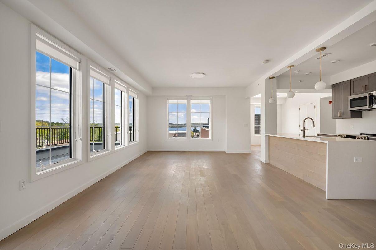 Interior, Kitchen, Pendant Lights, Wood Texture Flooring