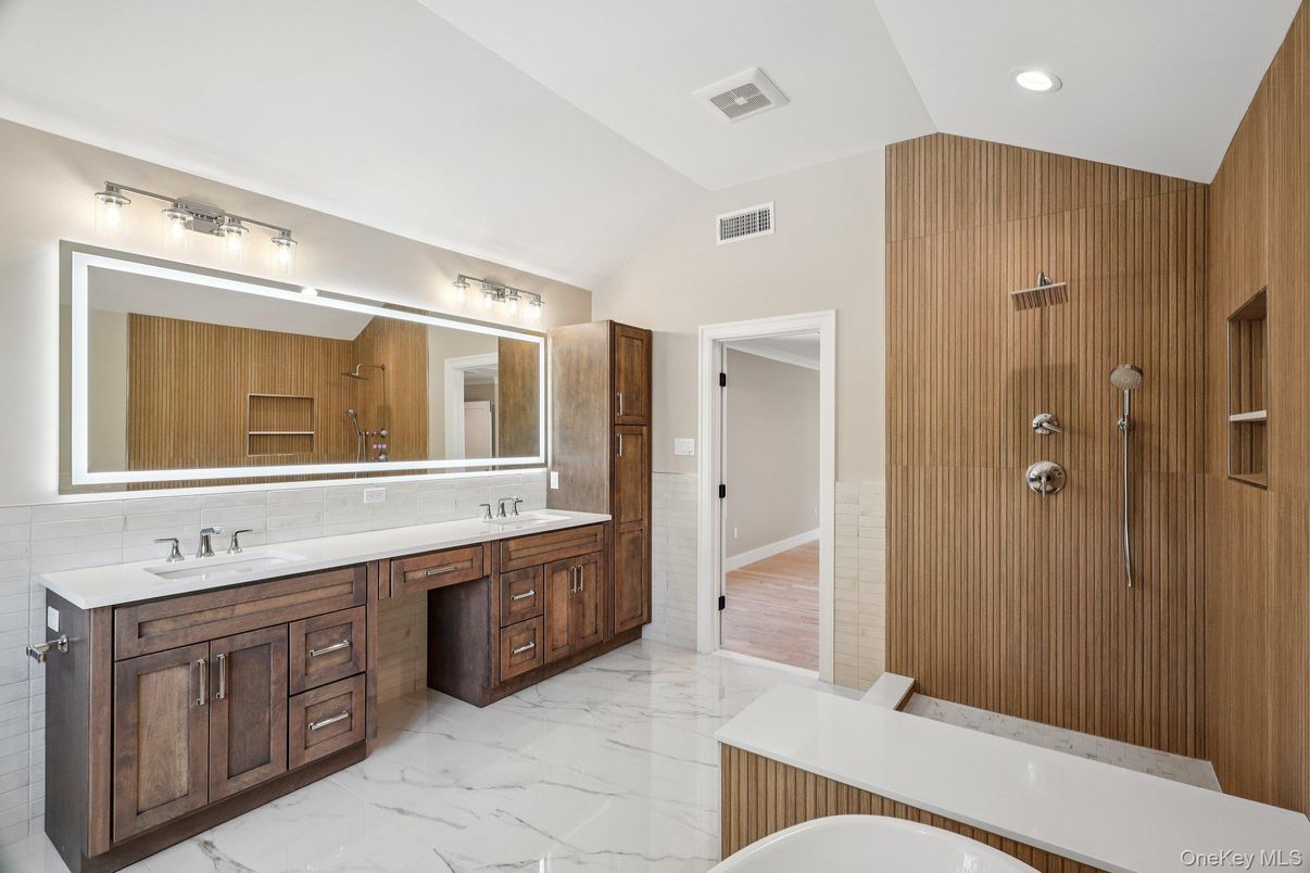Bathroom, Dual Sink Vanities, Interior, Marble, Recessed Lighting