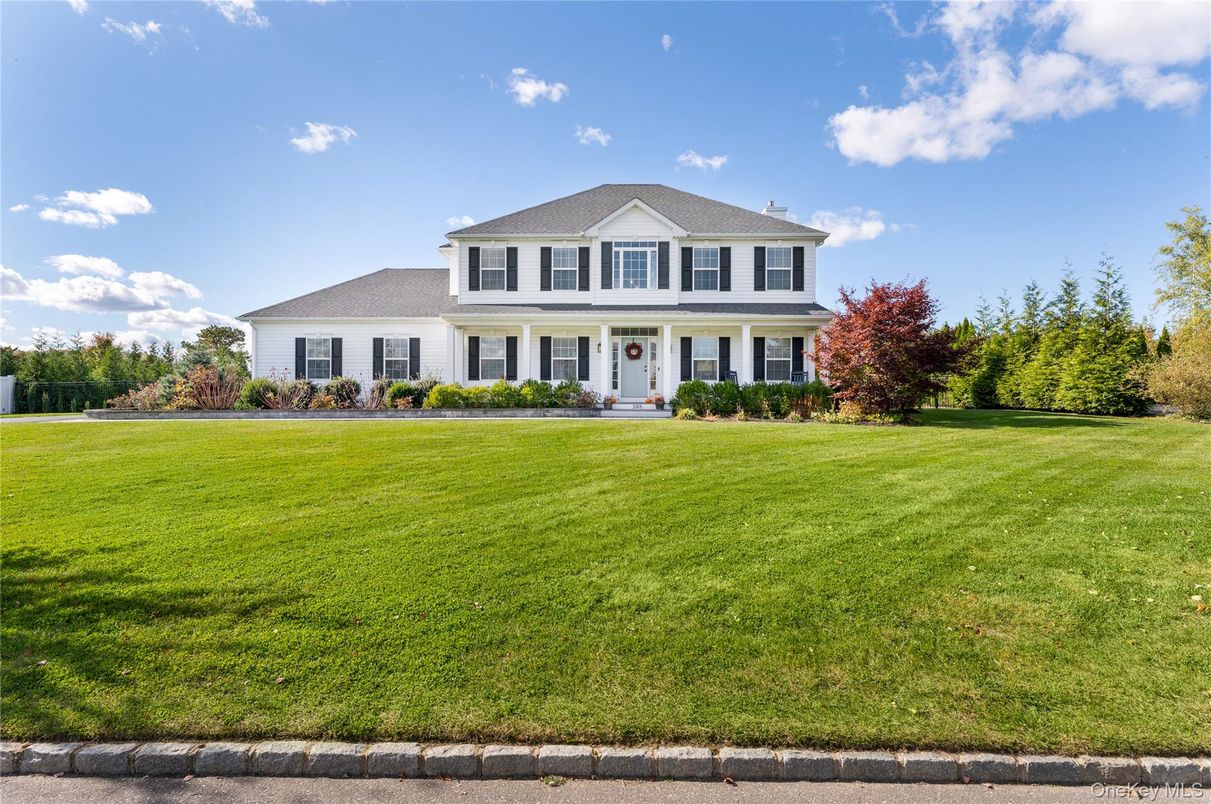 Backyard, Exterior, Facade, Georgian