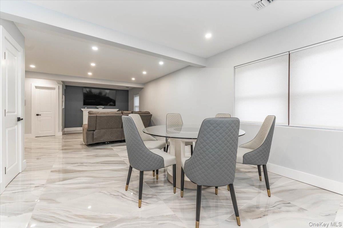 Dining room, Interior, Living room, Marble, Recessed Lighting