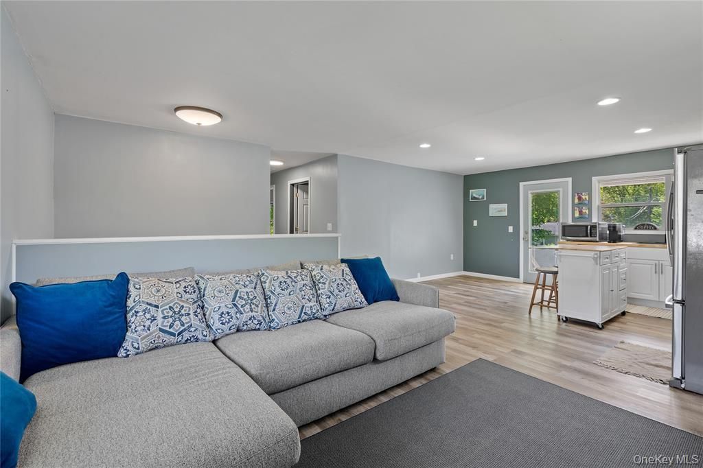 Interior, Kitchen, Living room, Recessed Lighting, Wood Texture Flooring