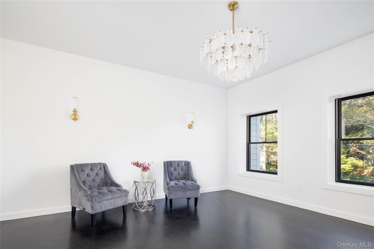 Chandelier, Empty room, Interior, Wood Texture Flooring