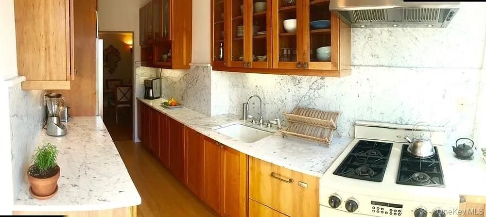 Interior, Kitchen, Marble Walls