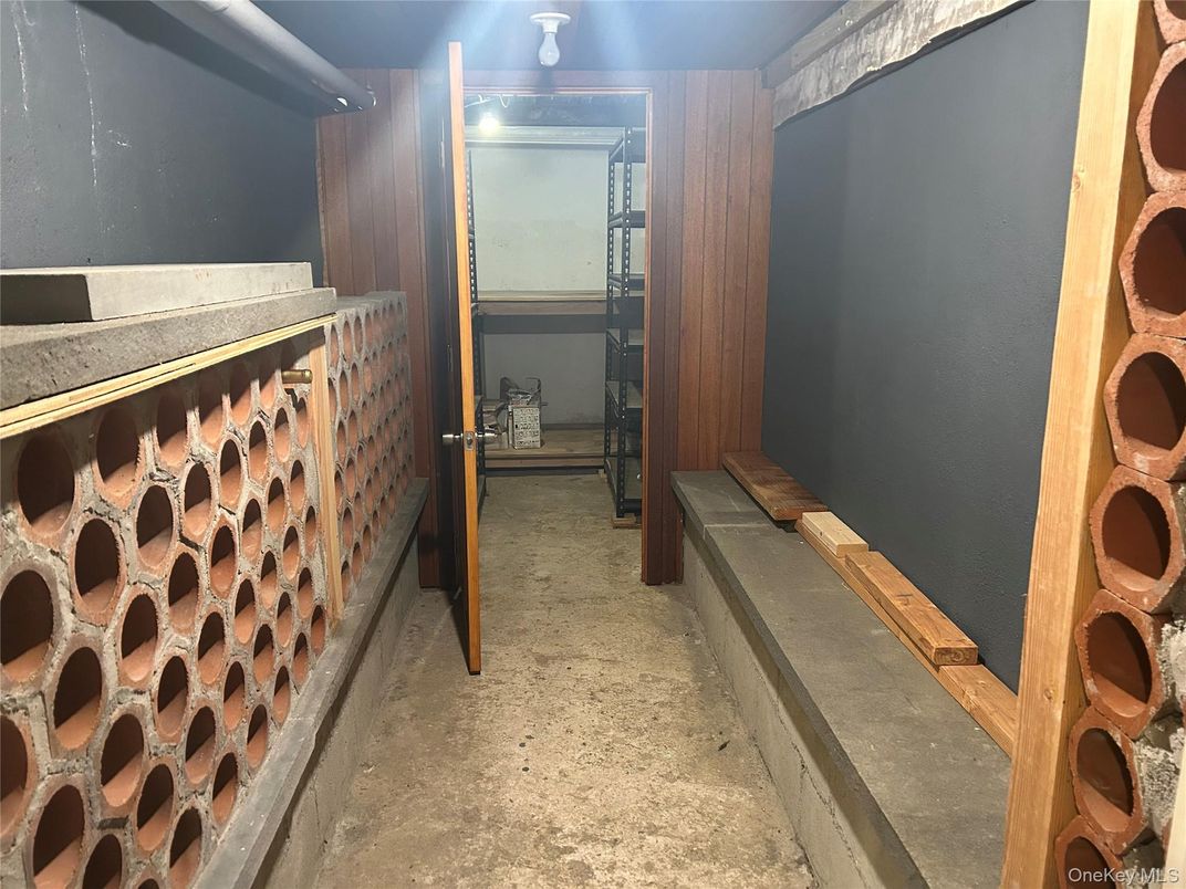 Interior, Wine Storage