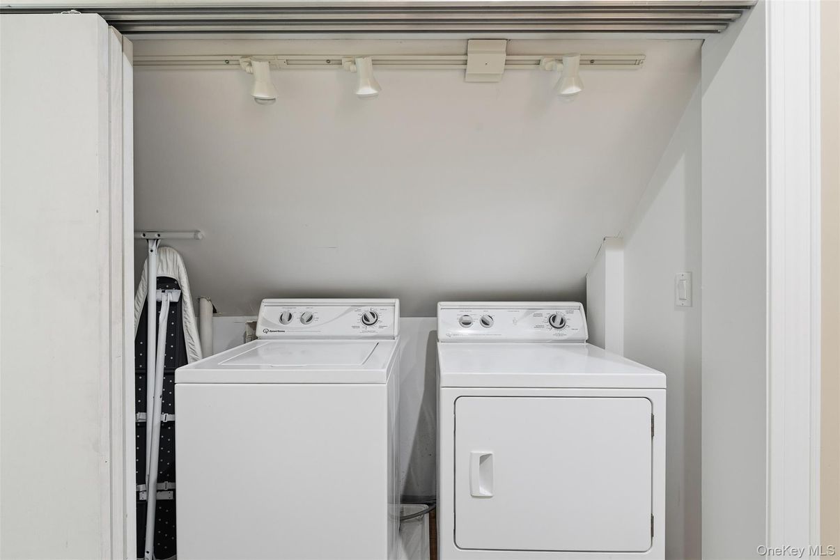 Interior, Utility Closets, Washer