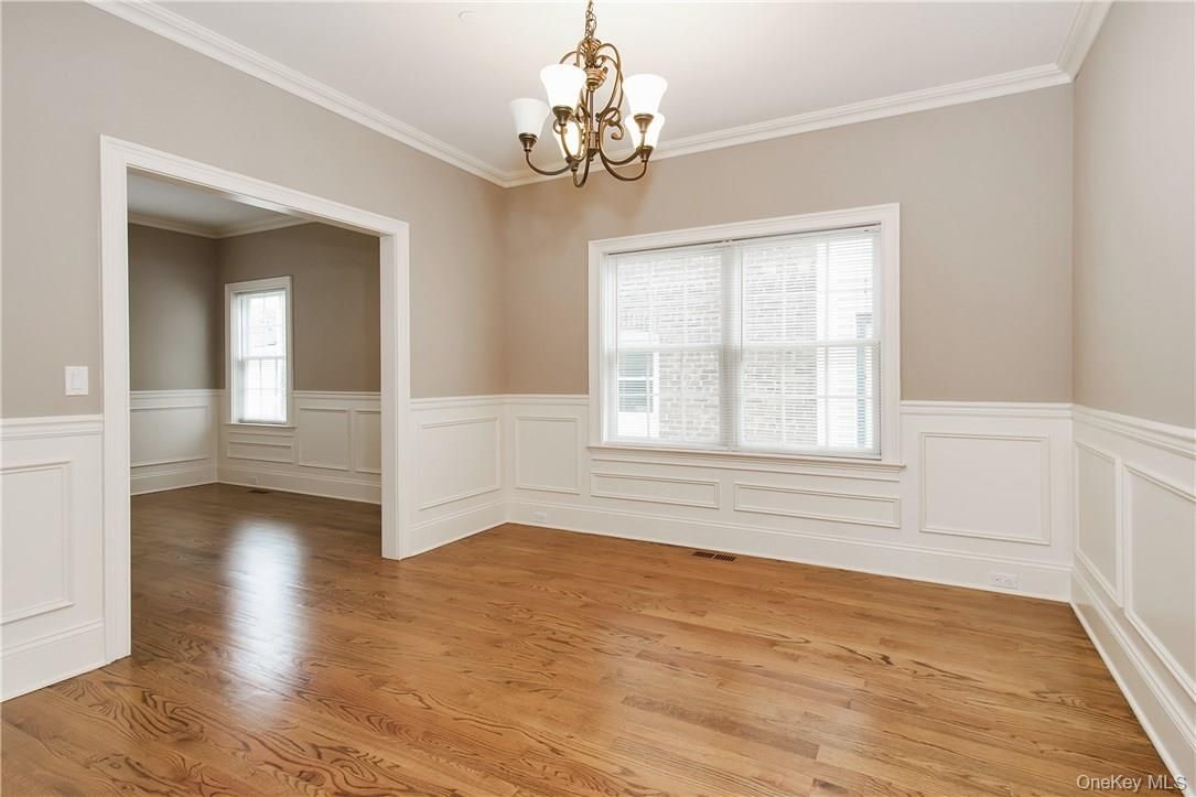 Chandelier, Empty room, Interior, Wood Texture Flooring