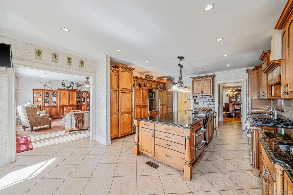 Interior, Kitchen, Pendant Lights, Recessed Lighting