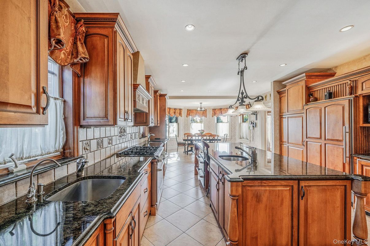 Chandelier, Dining room, Interior, Kitchen, Pendant Lights, Recessed Lighting