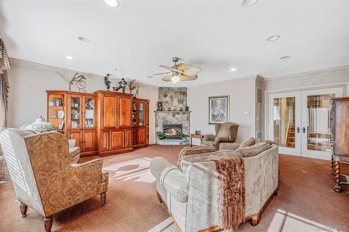 Fireplace, Interior, Living room, Recessed Lighting