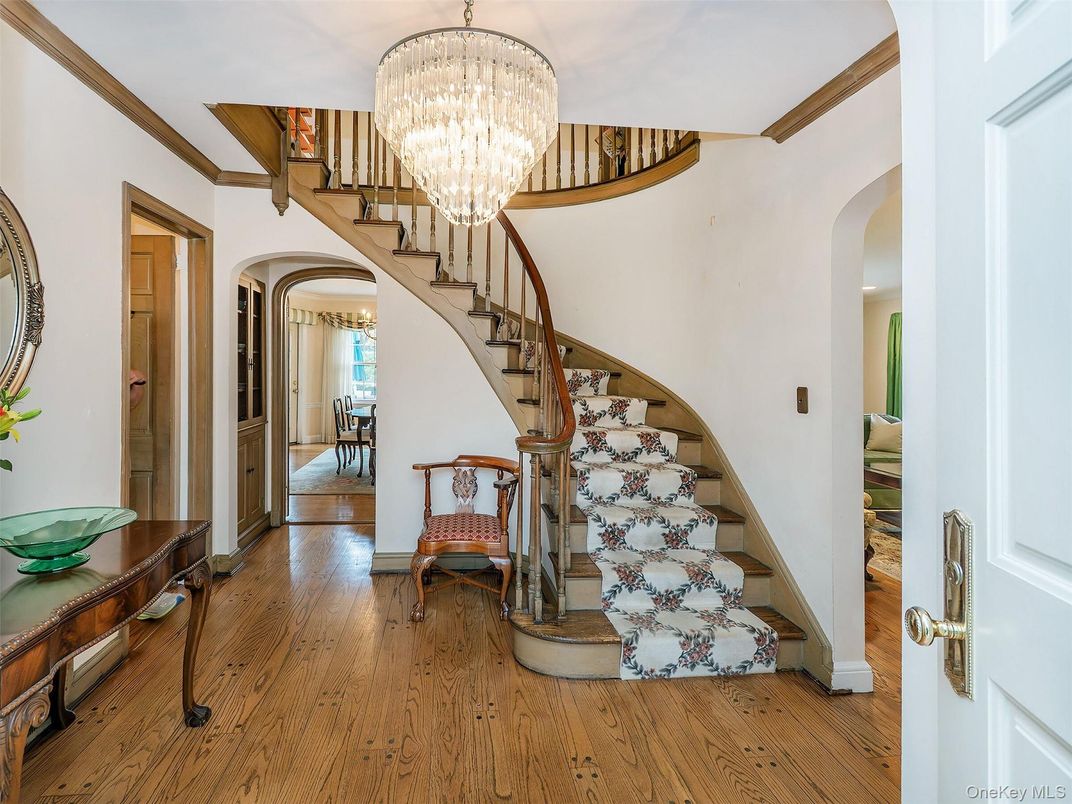 Chandelier, Interior, Wooden Beams, Wood Texture Flooring