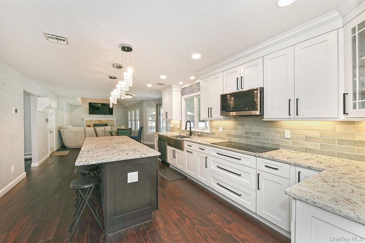 Chandelier, Interior, Kitchen, Recessed Lighting, Wood Texture Flooring