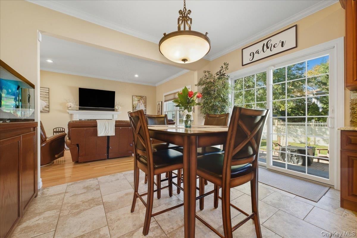 Dining room, Interior, Recessed Lighting, Wood Texture Flooring