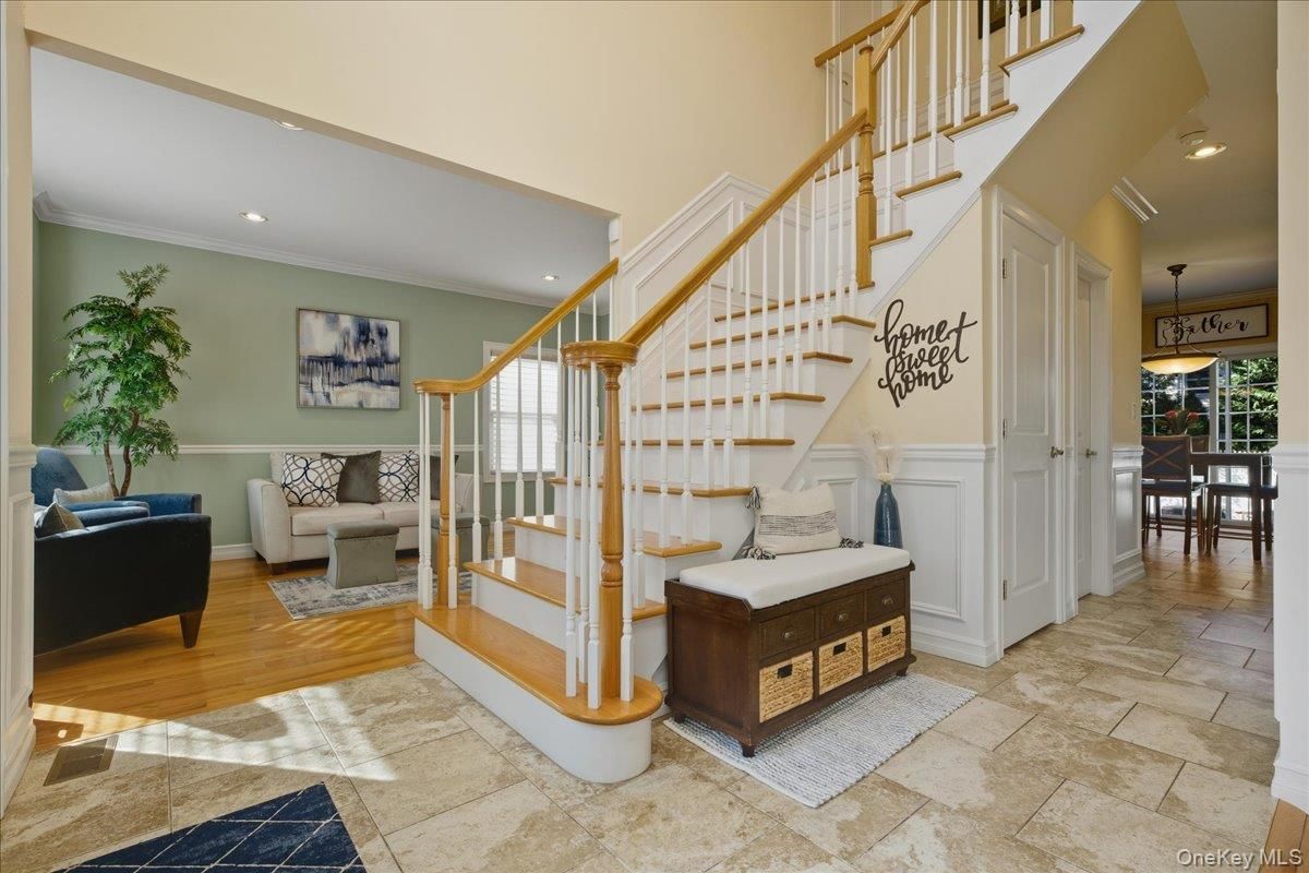 Dining room, Interior, Pendant Lights, Recessed Lighting, Wood Texture Flooring
