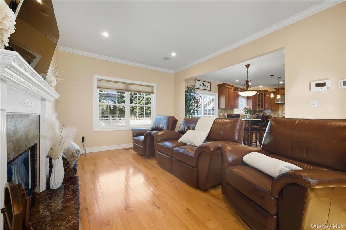 Fireplace, Interior, Living room, Pendant Lights, Recessed Lighting, Wood Texture Flooring