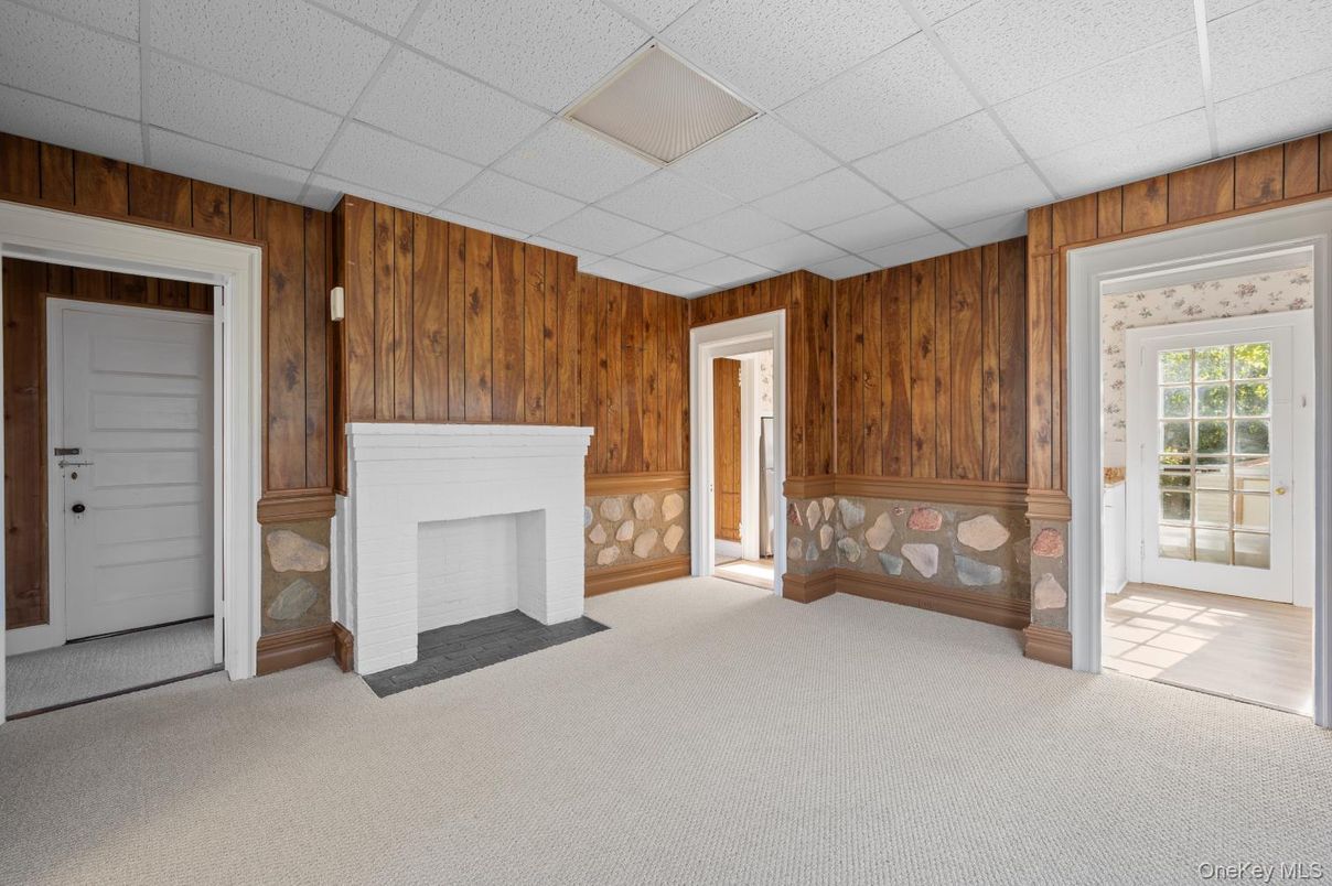 Empty room, Fireplace, Interior, Wooden Walls