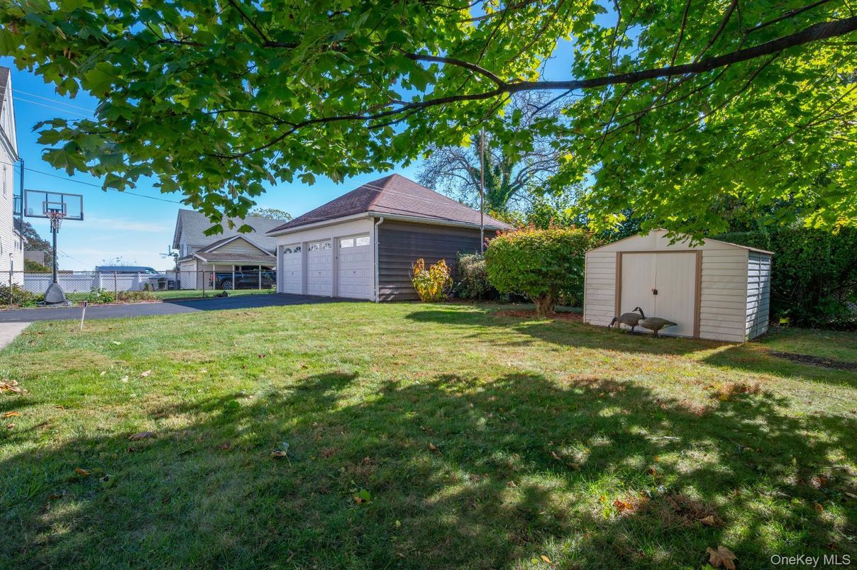 Backyard, Detached Garage, Exterior