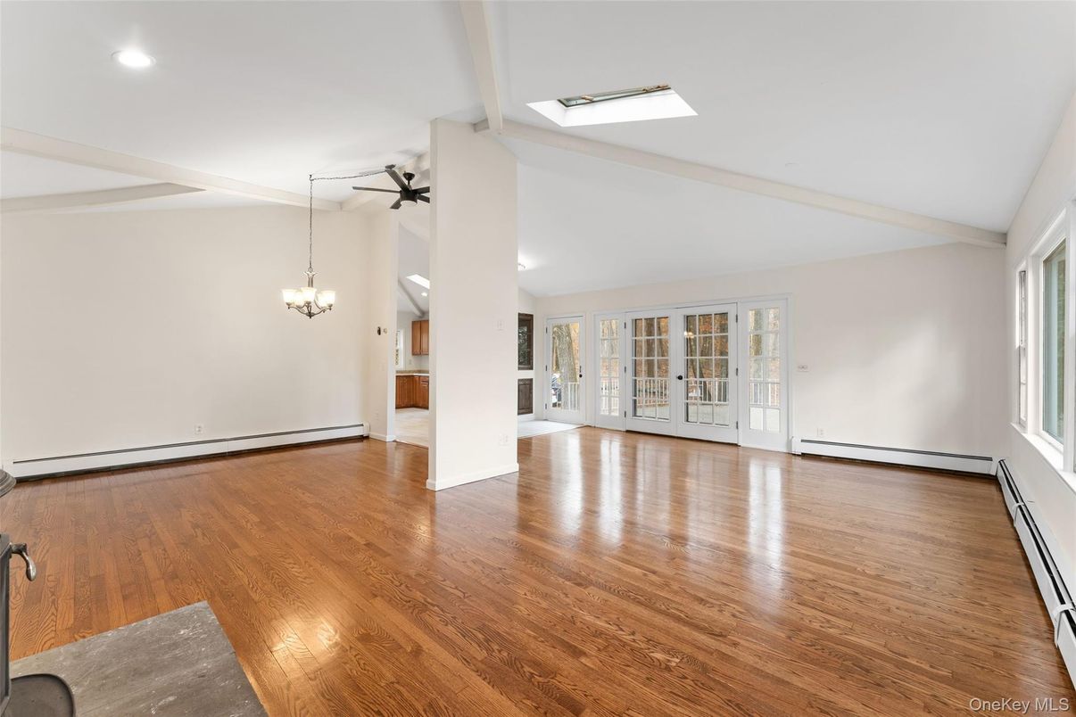 Chandelier, Empty room, Interior, Recessed Lighting, Wood Texture Flooring