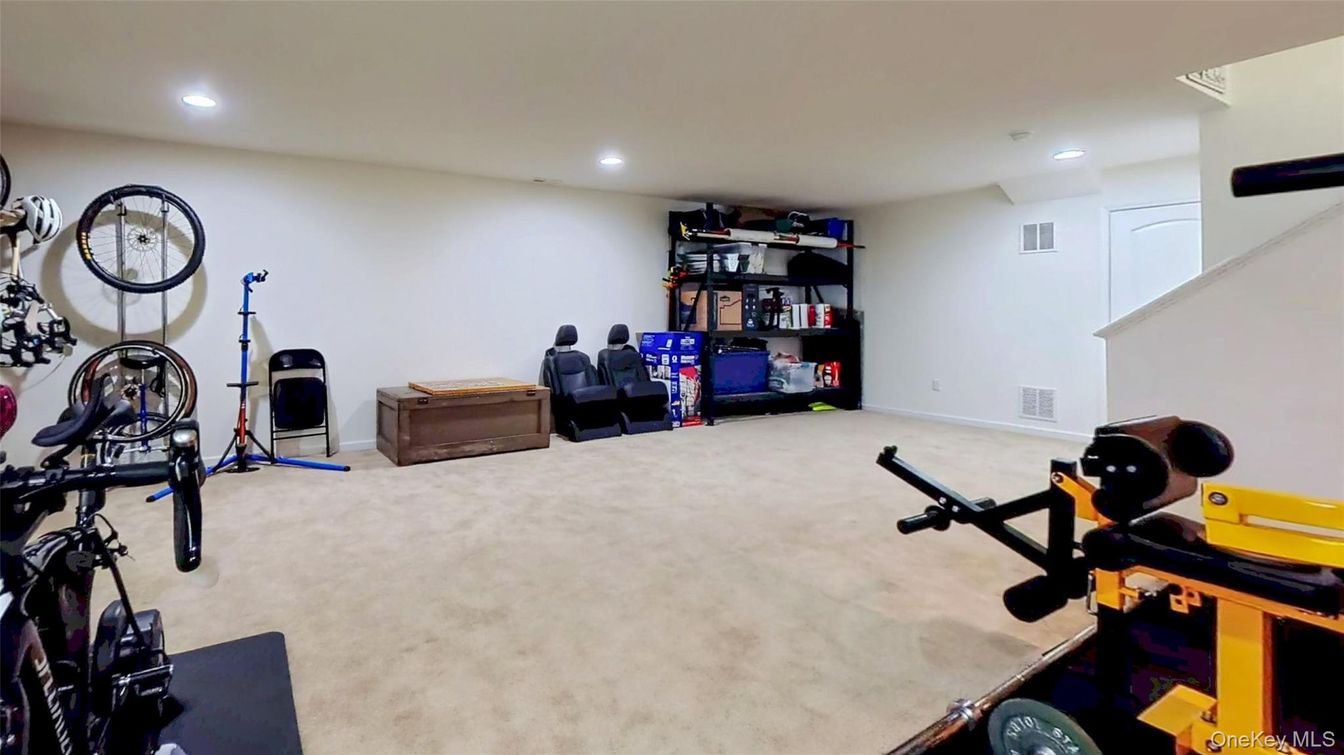 Fitness Equipment, Interior, Recessed Lighting