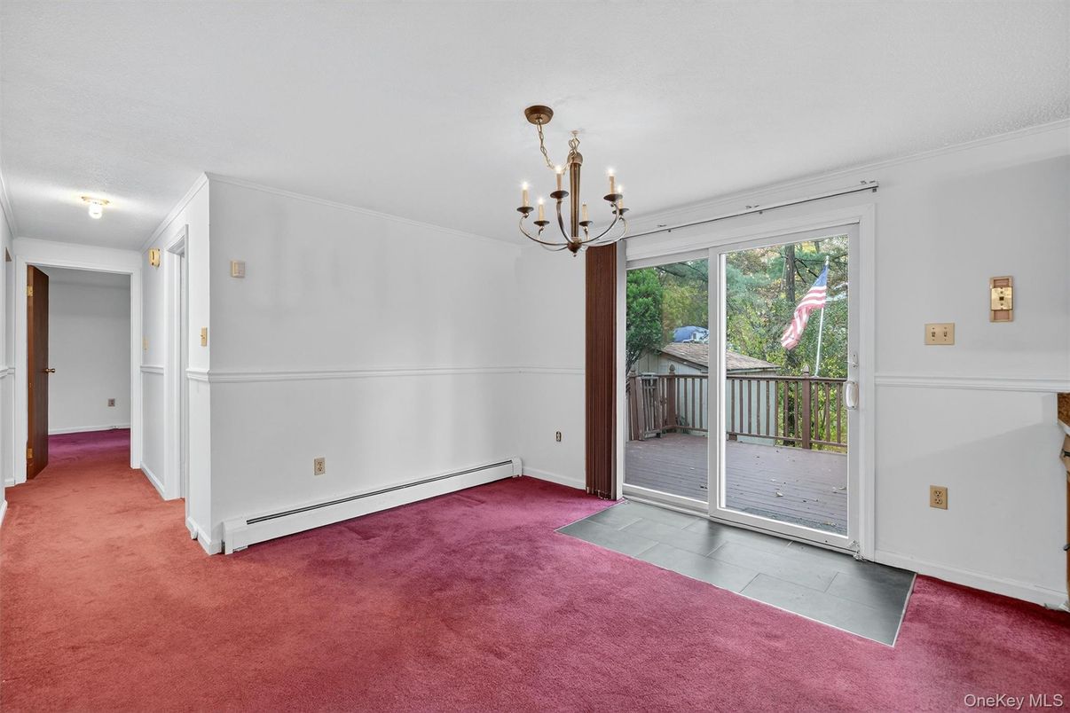 Chandelier, Empty room, Interior