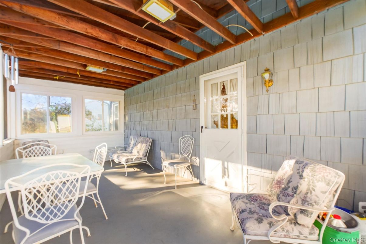 Interior, Wooden Beams