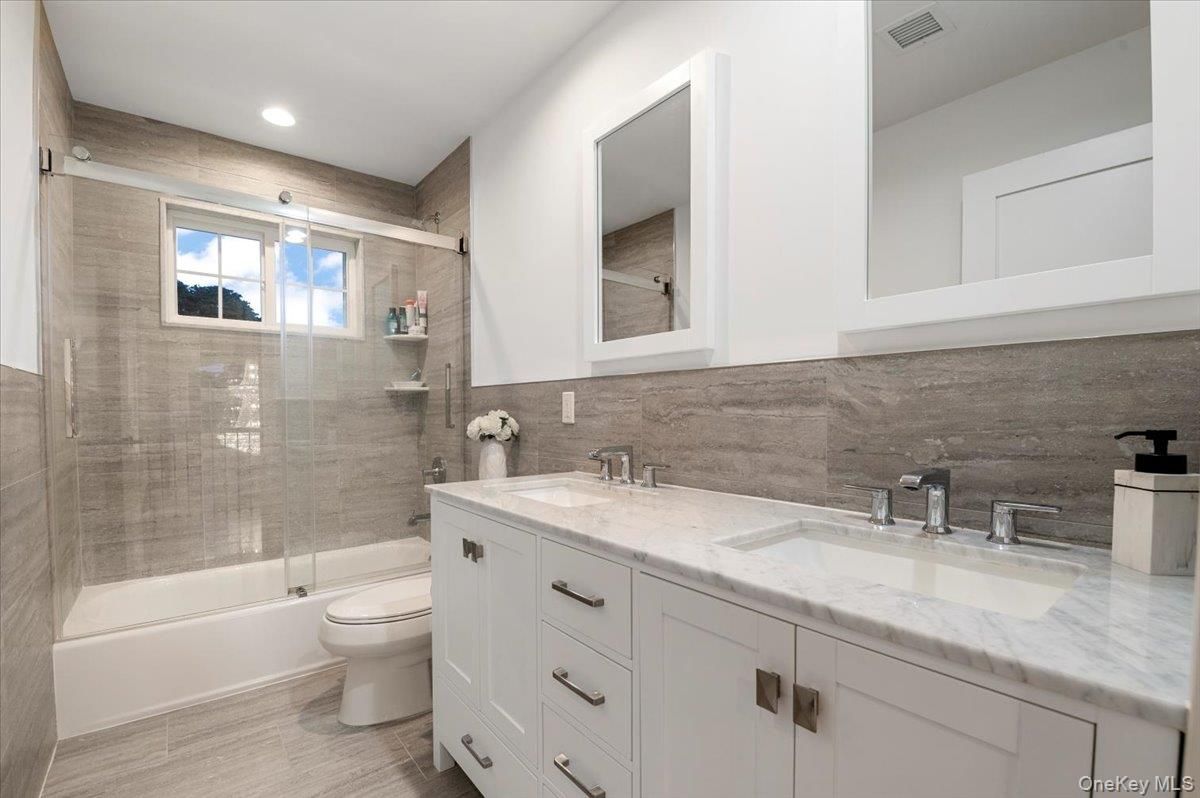 Bathroom, Dual Sink Vanities, Glass Shower, Interior, Recessed Lighting
