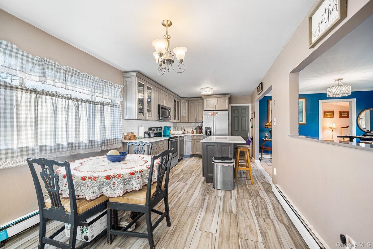 Chandelier, Dining room, Interior, Kitchen, Wood Texture Flooring