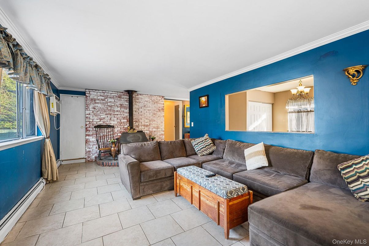 Chandelier, Interior, Living room, Stone Walls