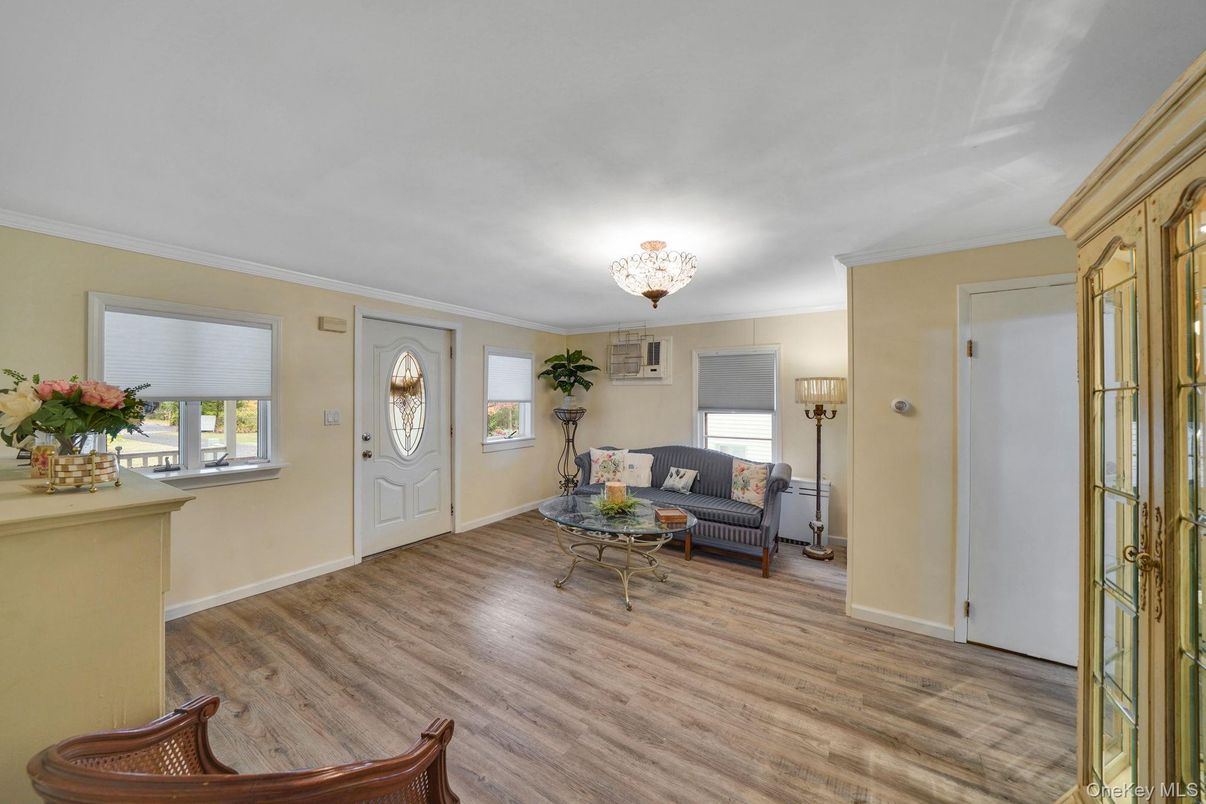 Chandelier, Interior, Living room, Wood Texture Flooring